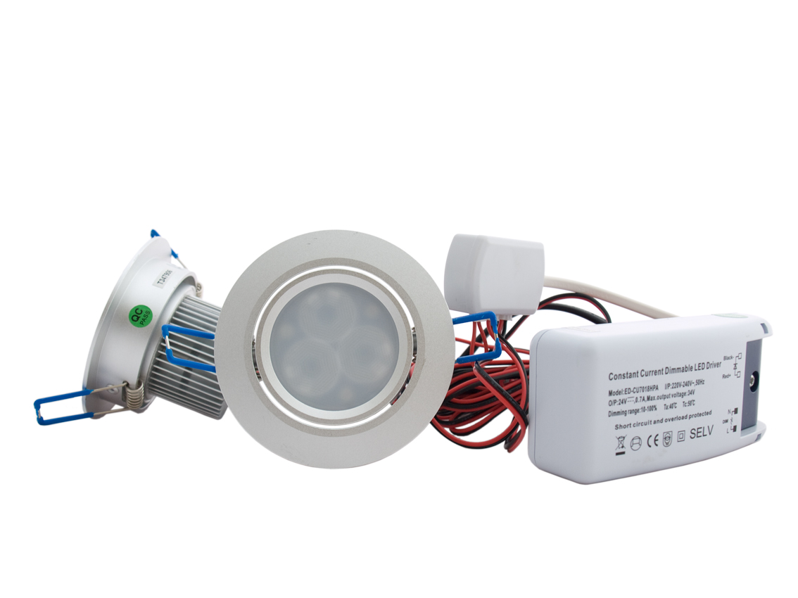 plug Op en neer gaan munt Dimbare ledspot 3*3W (9W) 12 volt met trafo en kabel