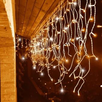 LED Kerstverlichting IJspegels Warmwit 10 meter - 50 strengen - 200 leds - IP44