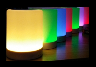 Bluetooth RGB speaker met lamp in vele kleuren