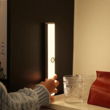 Draadloze Ledlamp met bewegingssensor en USB-aansluiting - 4000K